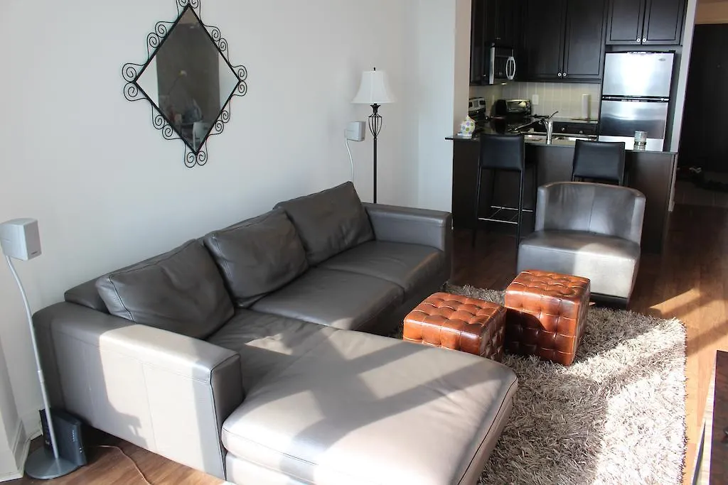 Marilyn Monroe Furnished Suites By Mirage Mississauga Canada