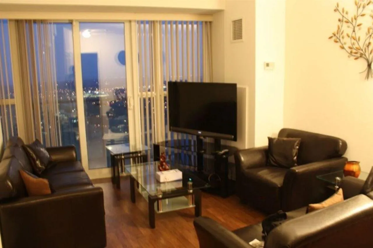 Marilyn Monroe Furnished Suites By Mirage Mississauga 0*,  Kanada